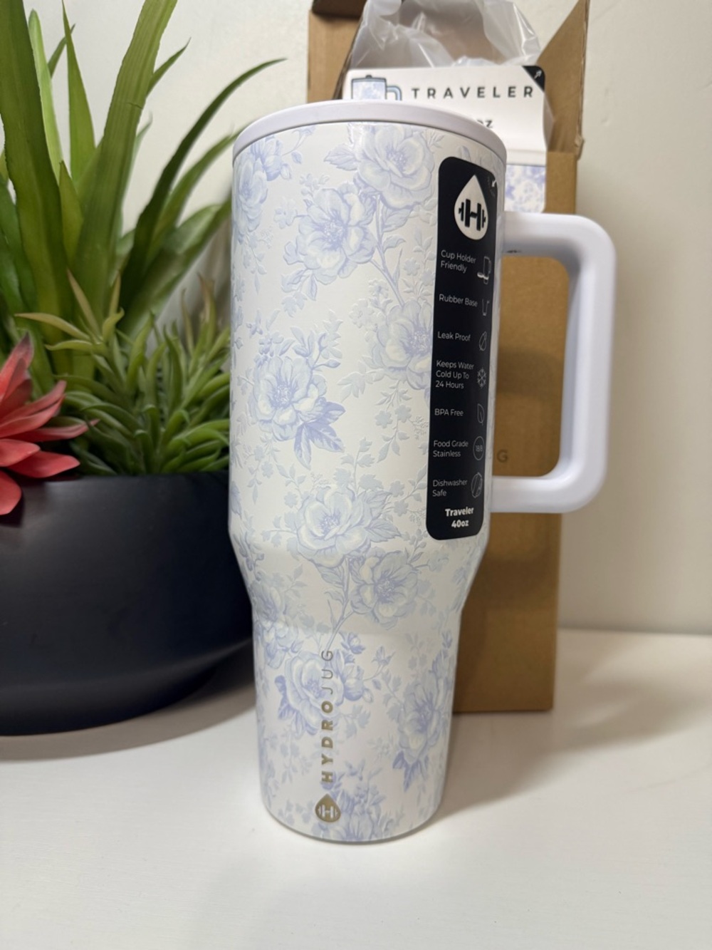 HydroJug Cherish 40 oz Floral Traveler- Light Blue & White